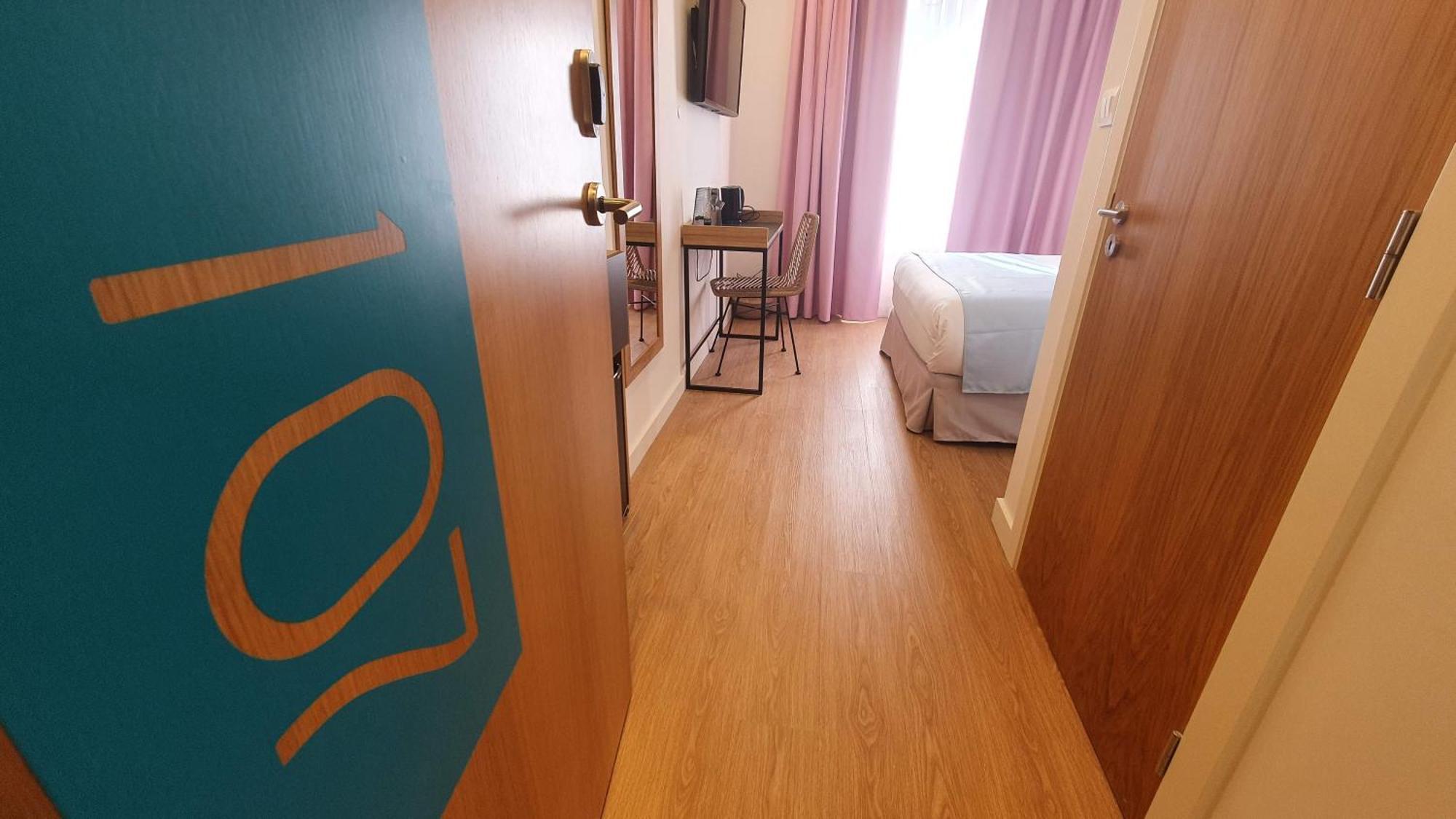 ホテル Casual Raizes ポルト 部屋 写真
